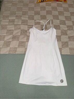 NWOT Vuori Women's One Shot Tennis Dress size M